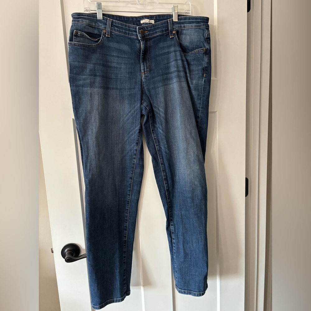 Eileen Fisher Straight Leg Medium Wash Jeans - 12